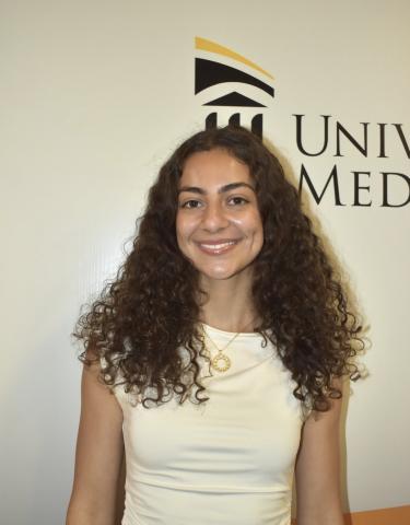 Photo of Nutrition Coach, Alexys Esfandiari