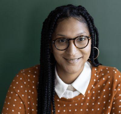 Portrait of Tania DeBarros, MSW, LICSW, LCSW-C